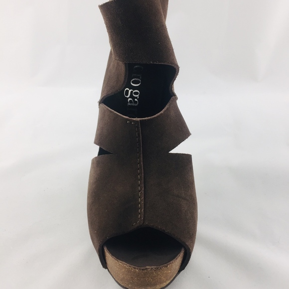 Pedro Garcia Cocoa Suede Heels - Never Worn! - Picture 7 of 8